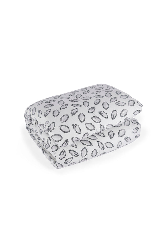 Redtag-Grey-3Pc-Contemporart-Comforter-Set-(Single-Size)-365,-Category:Comforters,-Colour:Grey,-Deals:New-In,-Dept:Home,-Filter:Home-Bedroom,-HMW-BED-Comforters,-New-In-HMW-BED,-Non-Sale,-Section:Homewares-Home-Bedroom-